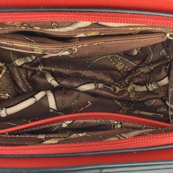 Red Floral Bag *Very Cute* - Picture 2 of 3